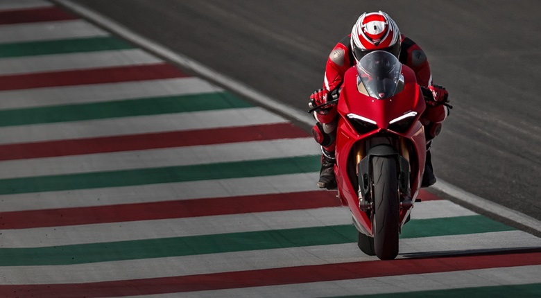 Menu-Panigale-V4S-01-780x430.jpg